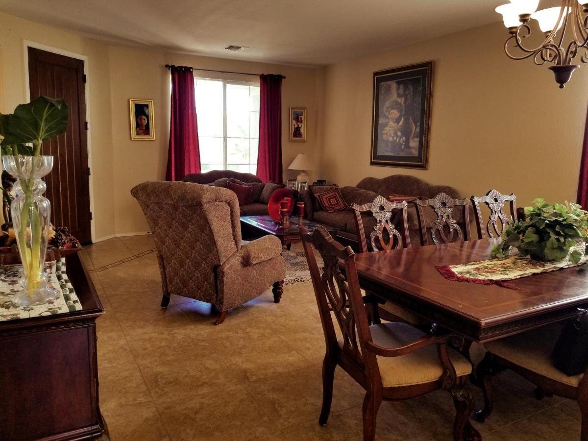 Phoenix Home Near Freeways And Airport Exterior foto